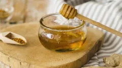 Wat gebeurt er als je elke dag honing eet: 6 belangrijke voordelen